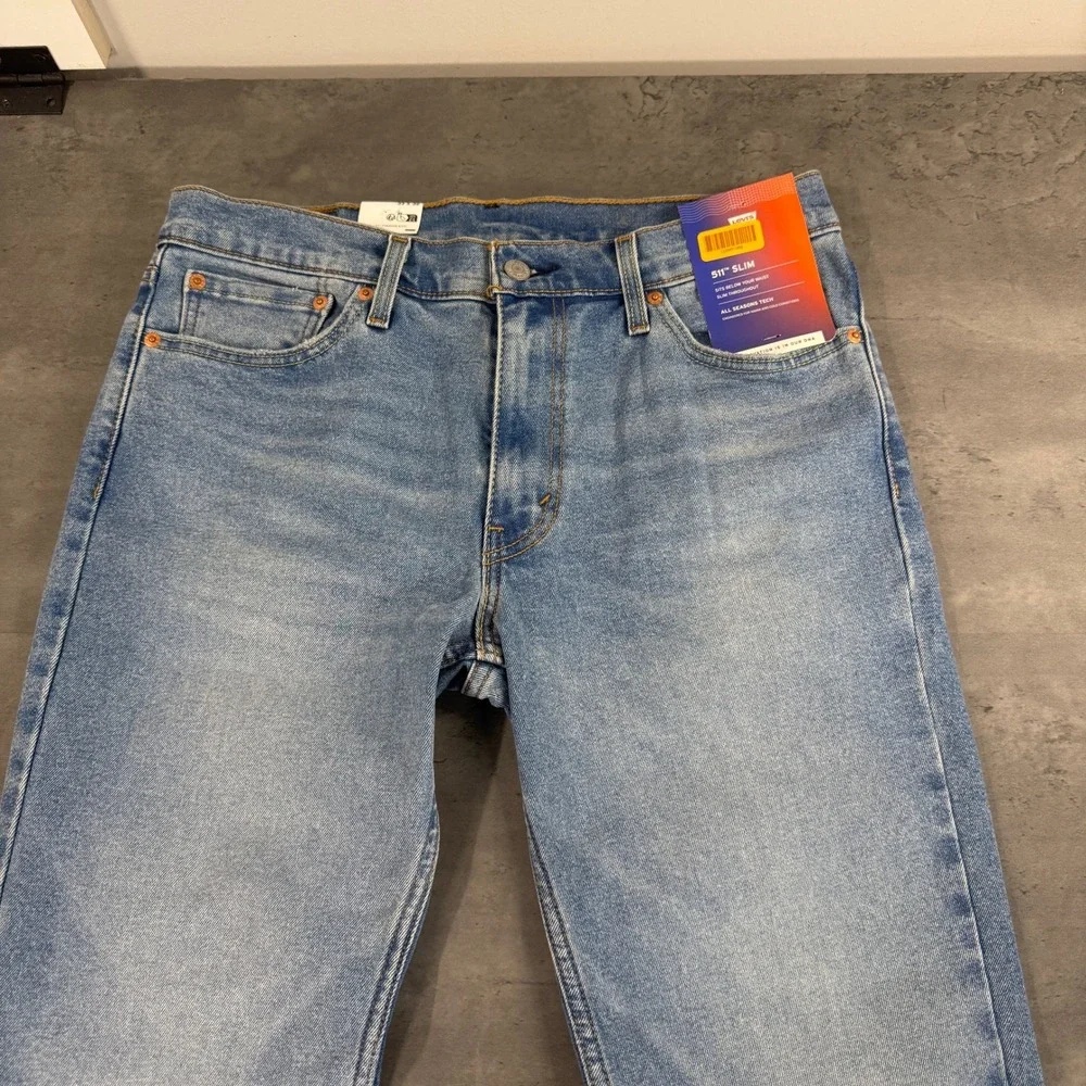 Levi's Jeans Mens 33x32 511 Slim Light Wash All Seasons Tech NEW $70